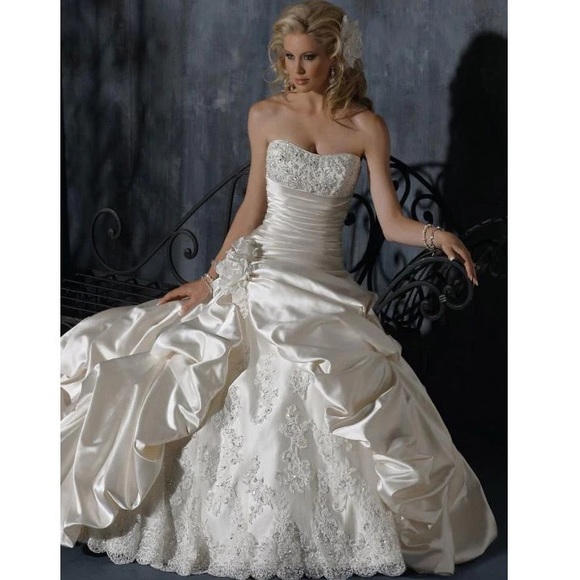 Maggie Sottero Ambrosia NWOT Size 8, Ivory - Picture 2 of 14